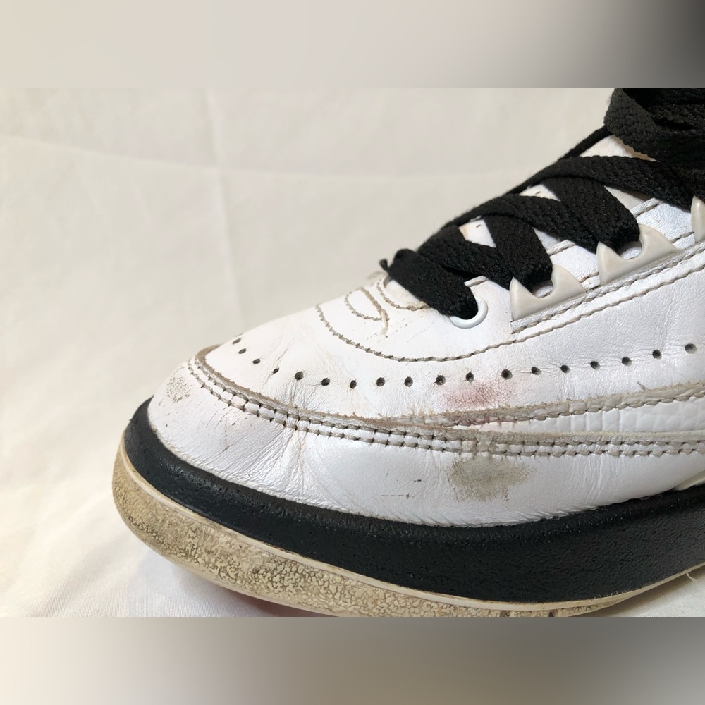 Nike Air Jordan 2 Chicago— Size 4Y USED NO BOX - Picture 6 of 14